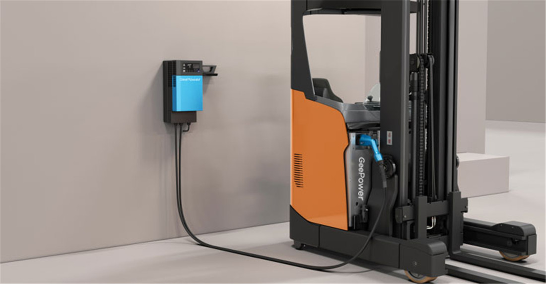 Why Lithium-ion batteries are safer than other batteries for forklift application (4)